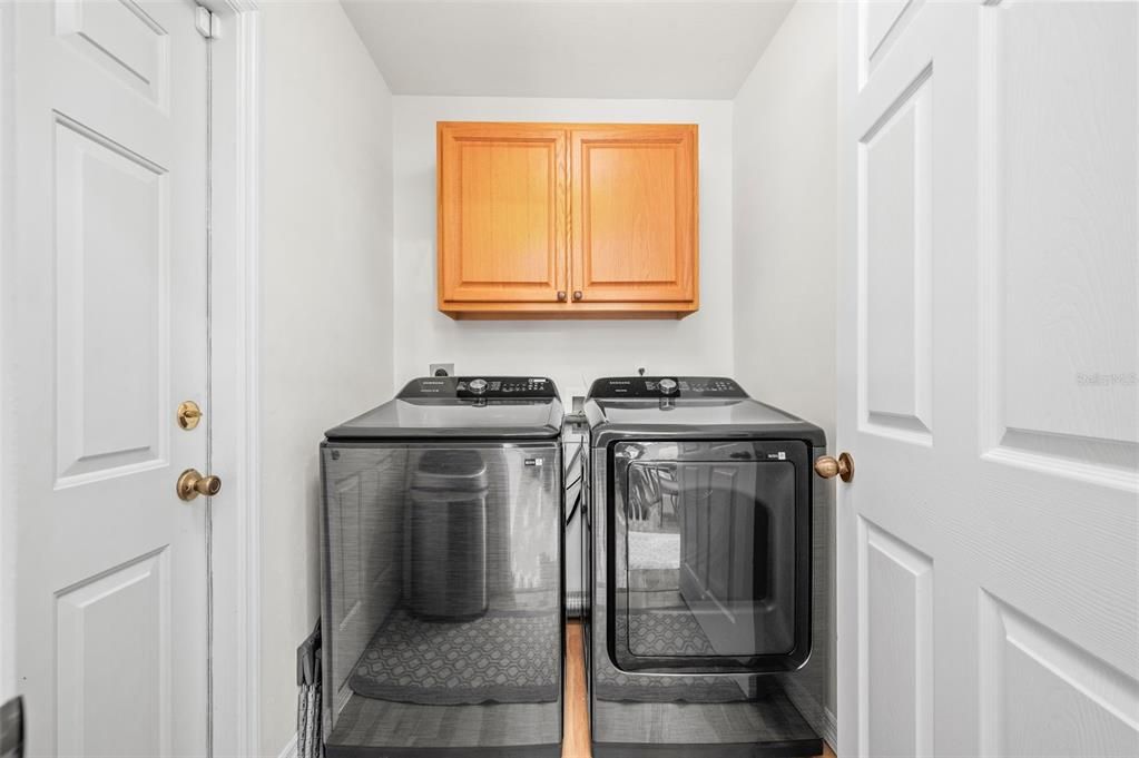 For Sale: $340,000 (3 beds, 2 baths, 1633 Square Feet)