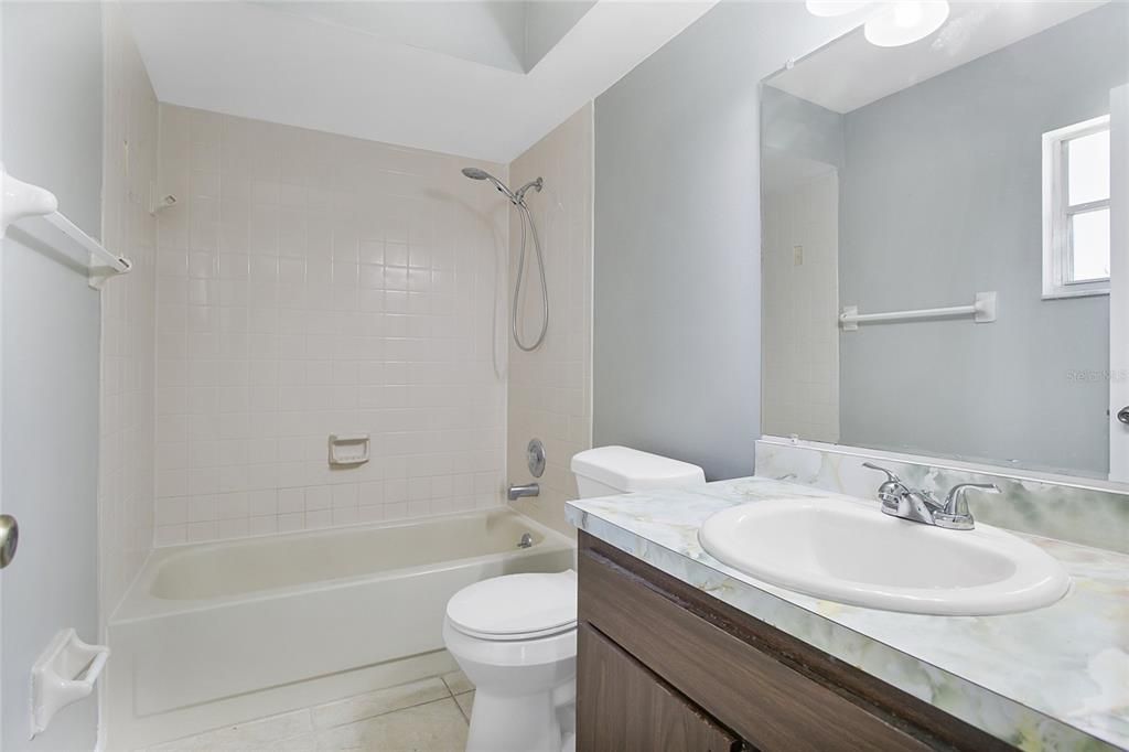 В аренду: $1,470 (2 спален, 2 ванн, 1000 Квадратных фут)