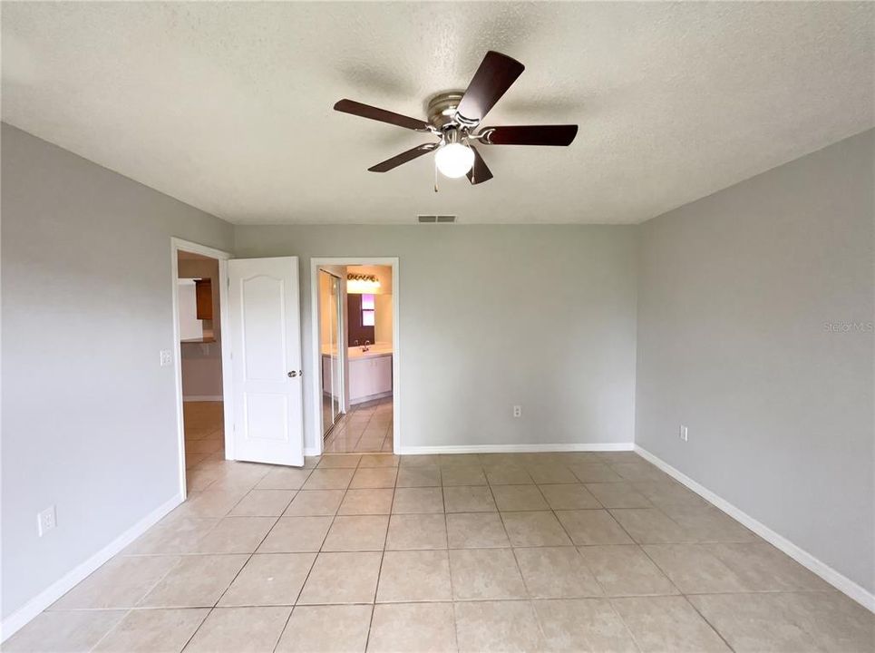 For Sale: $278,000 (3 beds, 2 baths, 1758 Square Feet)
