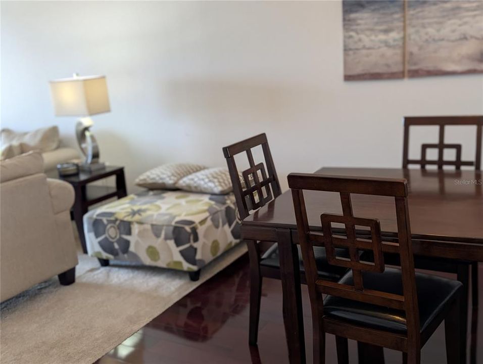 В аренду: $1,200 (2 спален, 1 ванн, 1040 Квадратных фут)