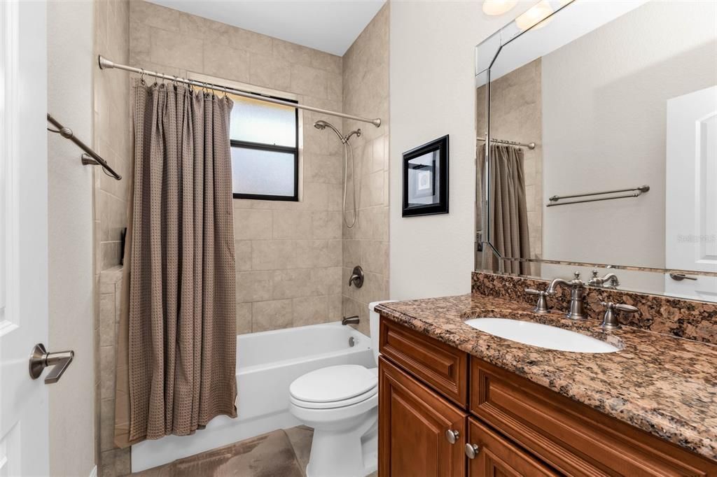 For Sale: $885,000 (3 beds, 3 baths, 2200 Square Feet)