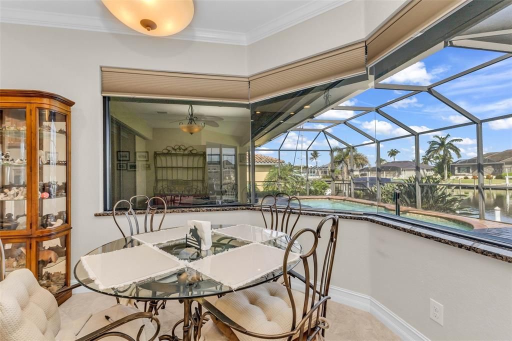 For Sale: $885,000 (3 beds, 3 baths, 2200 Square Feet)