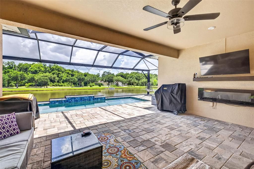 For Sale: $750,000 (4 beds, 4 baths, 2920 Square Feet)