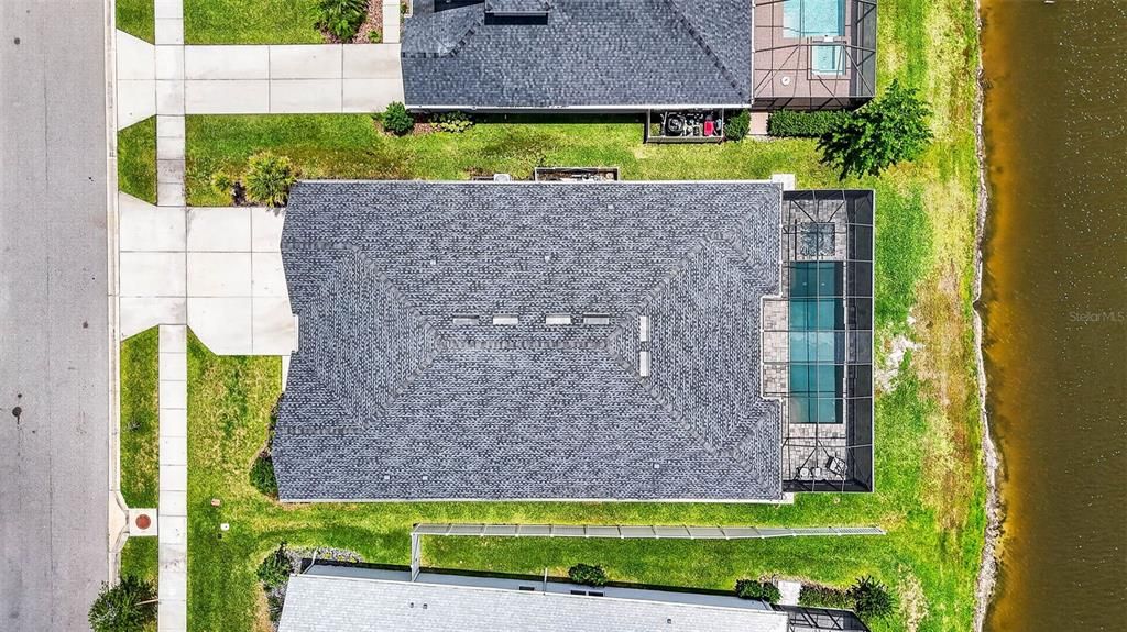 For Sale: $750,000 (4 beds, 4 baths, 2920 Square Feet)