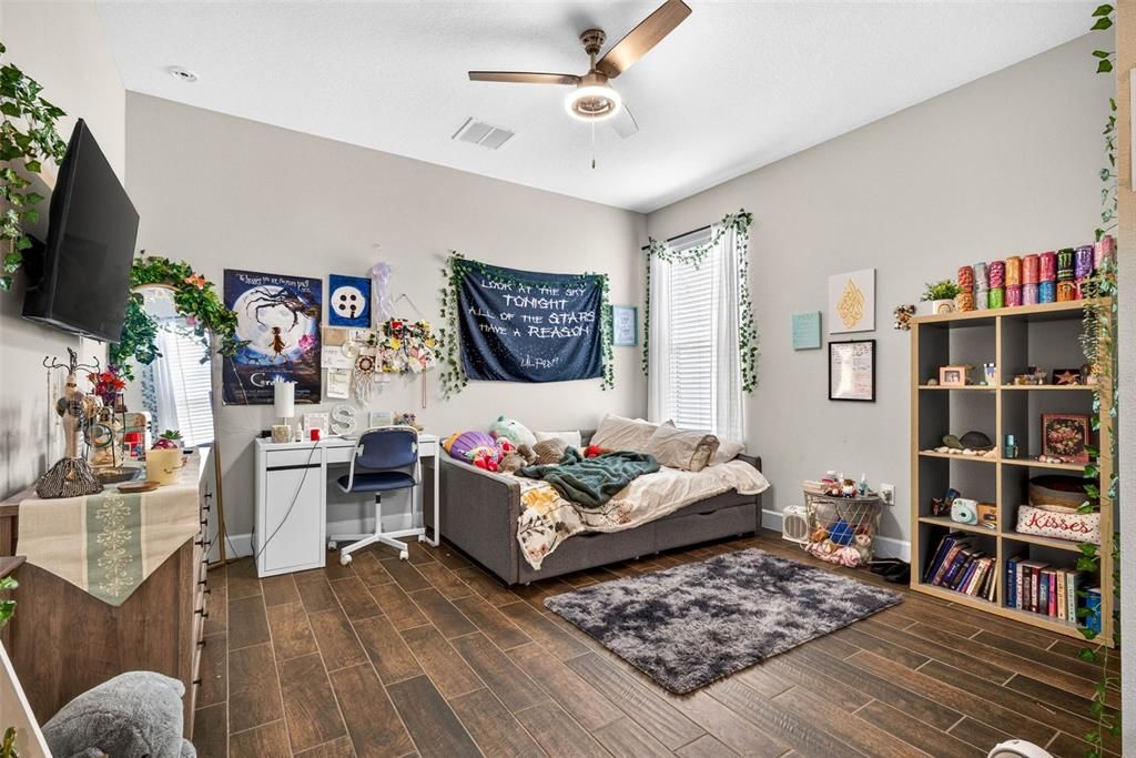 For Sale: $750,000 (4 beds, 4 baths, 2920 Square Feet)