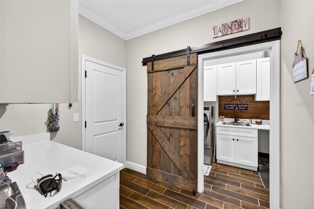 For Sale: $750,000 (4 beds, 4 baths, 2920 Square Feet)