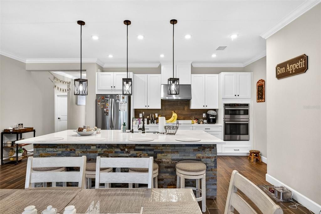 For Sale: $750,000 (4 beds, 4 baths, 2920 Square Feet)
