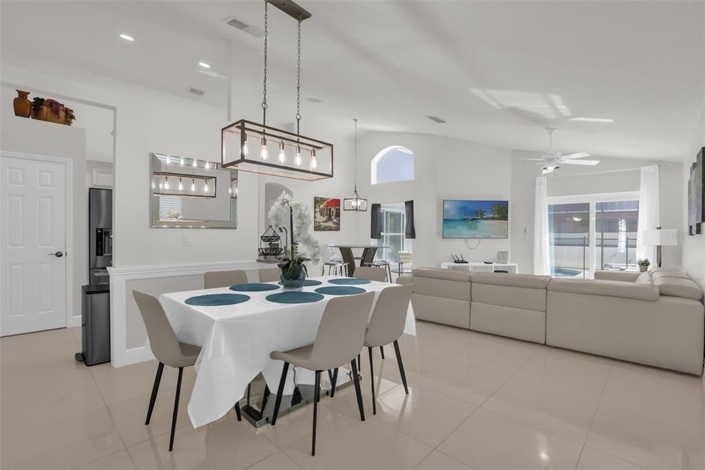 На продажу: $425,000 (4 спален, 3 ванн, 1549 Квадратных фут)