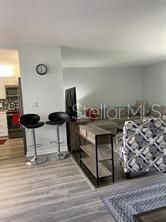 For Sale: $164,900 (2 beds, 2 baths, 1014 Square Feet)