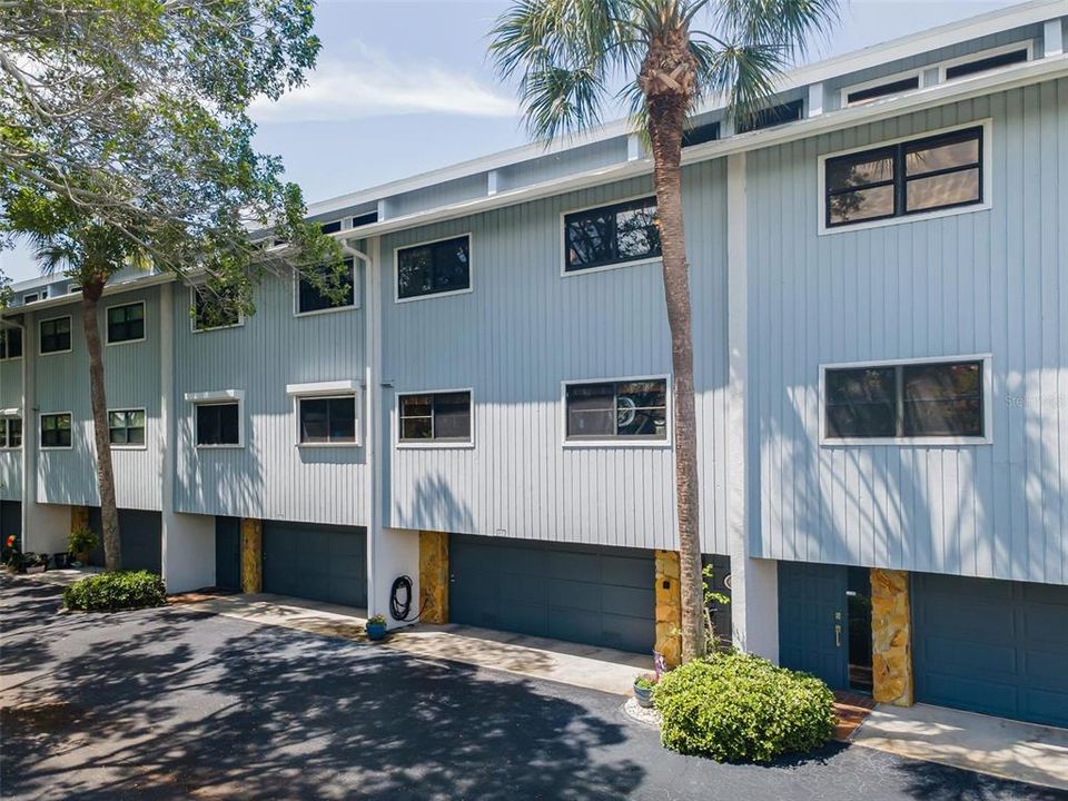 En Venta: $699,900 (3 camas, 2 baños, 1885 Pies cuadrados)