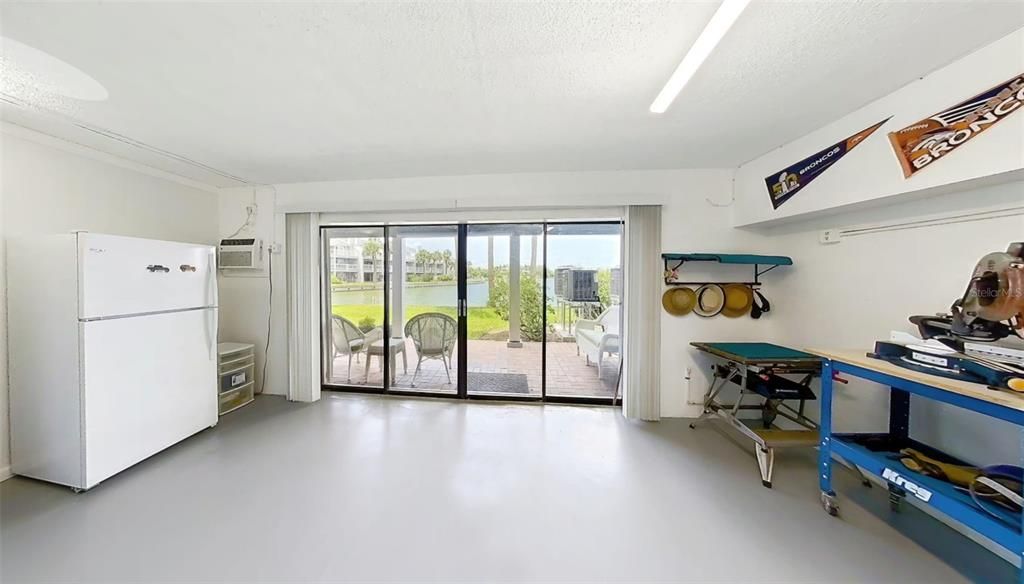 En Venta: $699,900 (3 camas, 2 baños, 1885 Pies cuadrados)