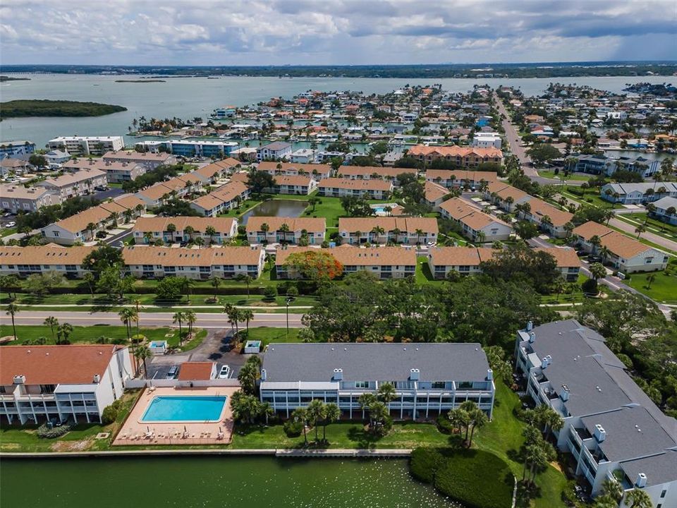 En Venta: $699,900 (3 camas, 2 baños, 1885 Pies cuadrados)