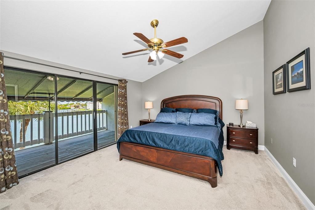 En Venta: $699,900 (3 camas, 2 baños, 1885 Pies cuadrados)