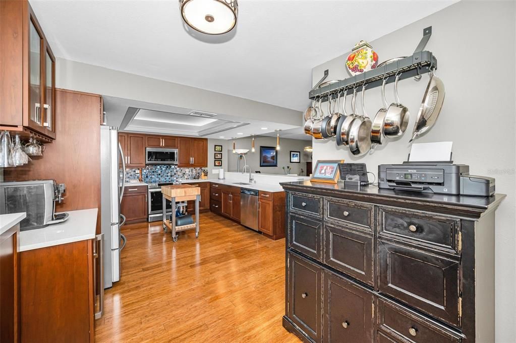 En Venta: $699,900 (3 camas, 2 baños, 1885 Pies cuadrados)