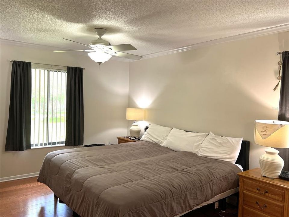 For Sale: $244,000 (3 beds, 2 baths, 1396 Square Feet)