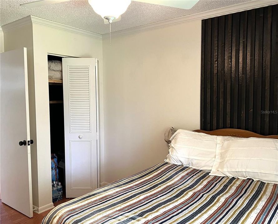 For Sale: $244,000 (3 beds, 2 baths, 1396 Square Feet)