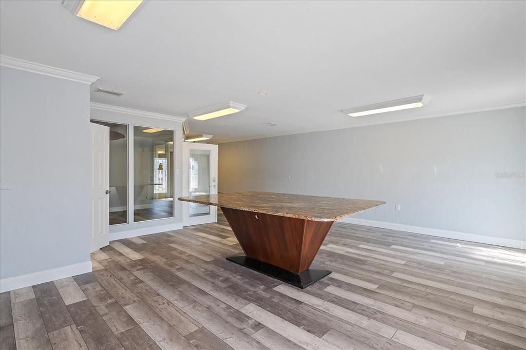 For Sale: $625,000 (0 beds, 0 baths, 5982 Square Feet)