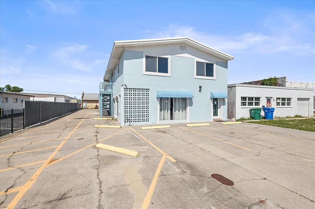 For Sale: $625,000 (0 beds, 0 baths, 5982 Square Feet)