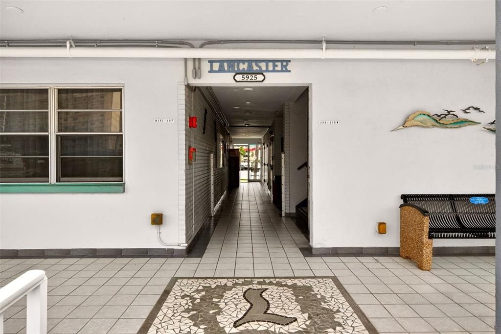 For Sale: $243,500 (2 beds, 2 baths, 1120 Square Feet)