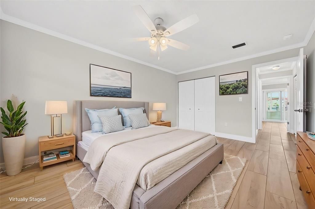 For Sale: $243,500 (2 beds, 2 baths, 1120 Square Feet)