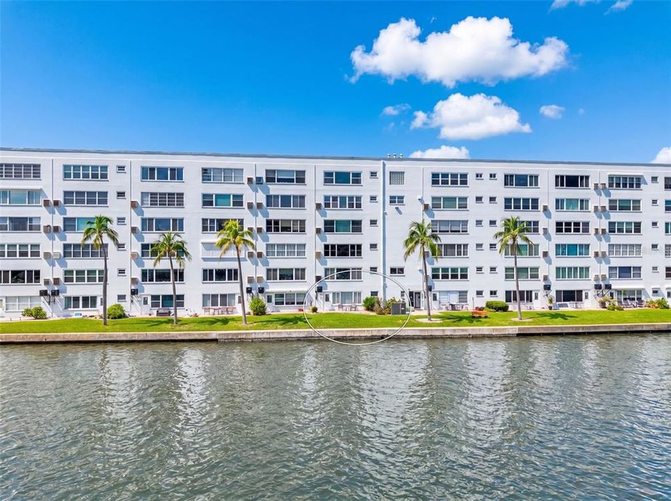 For Sale: $243,500 (2 beds, 2 baths, 1120 Square Feet)