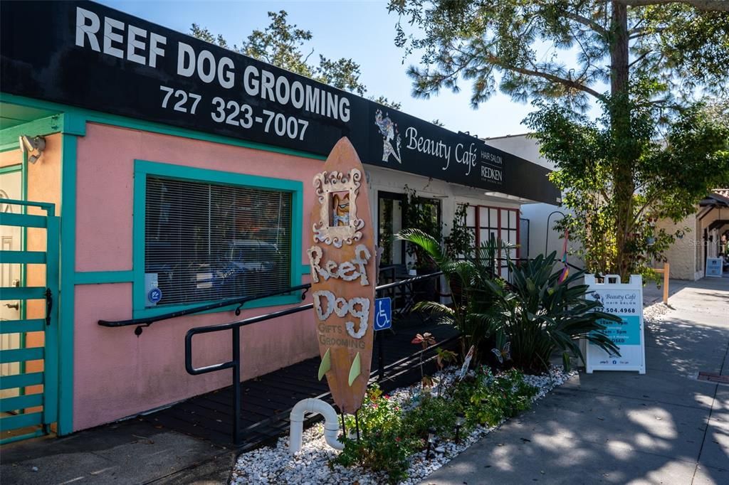 For Sale: $243,500 (2 beds, 2 baths, 1120 Square Feet)