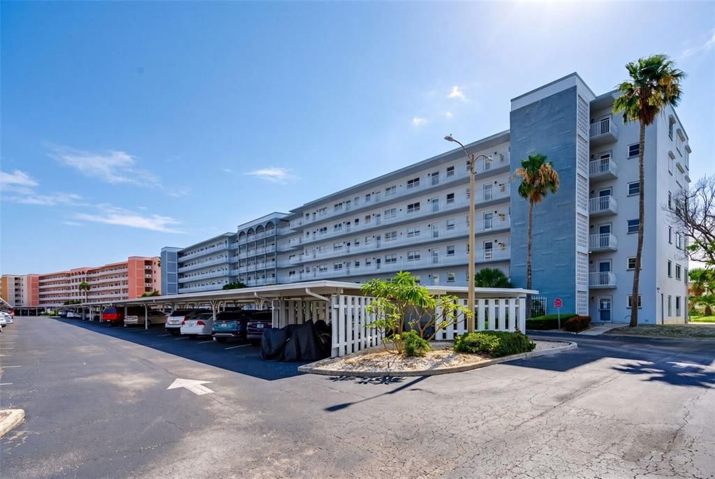 For Sale: $243,500 (2 beds, 2 baths, 1120 Square Feet)