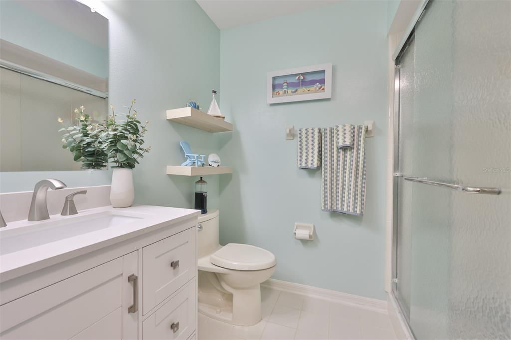 For Sale: $195,000 (2 beds, 2 baths, 1394 Square Feet)
