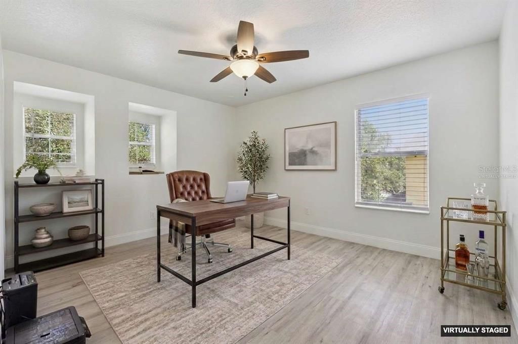 For Sale: $458,000 (3 beds, 2 baths, 2583 Square Feet)