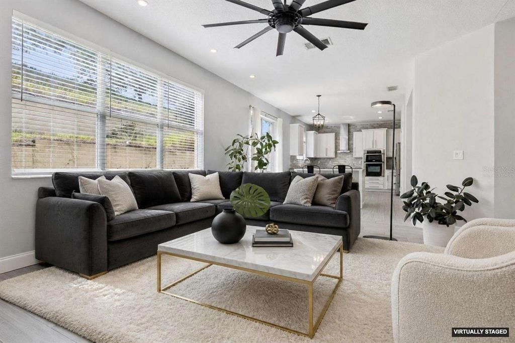 For Sale: $458,000 (3 beds, 2 baths, 2583 Square Feet)