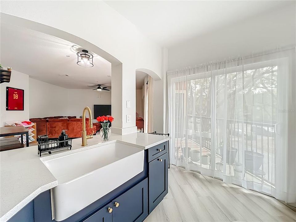 En Venta: $299,000 (3 camas, 2 baños, 1575 Pies cuadrados)