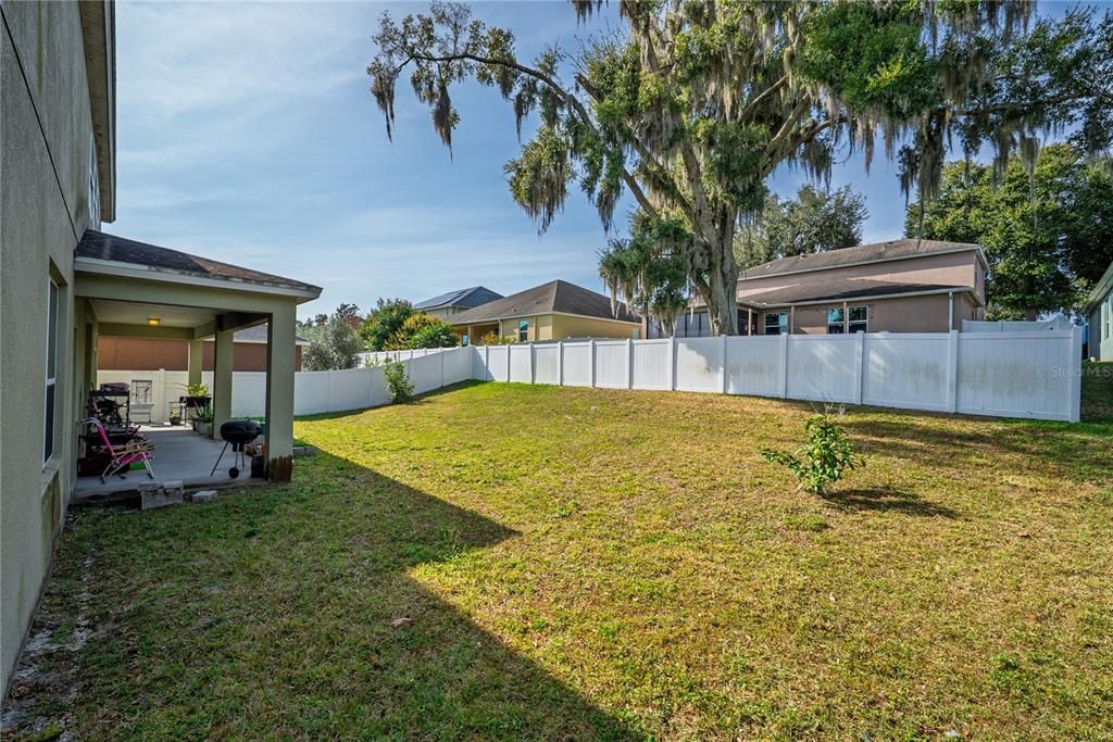 For Rent: $3,800 (6 beds, 4 baths, 4247 Square Feet)