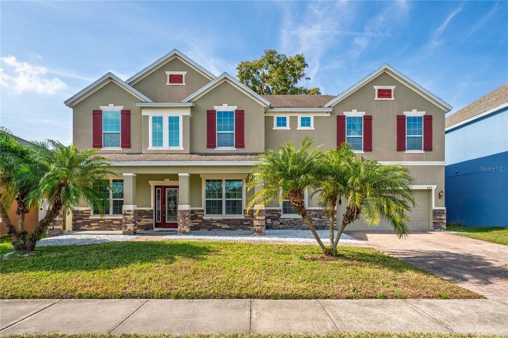 For Rent: $3,800 (6 beds, 4 baths, 4247 Square Feet)
