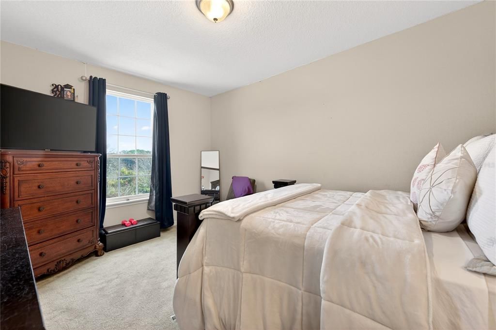 For Rent: $3,800 (6 beds, 4 baths, 4247 Square Feet)
