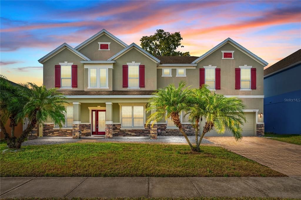 For Rent: $3,800 (6 beds, 4 baths, 4247 Square Feet)