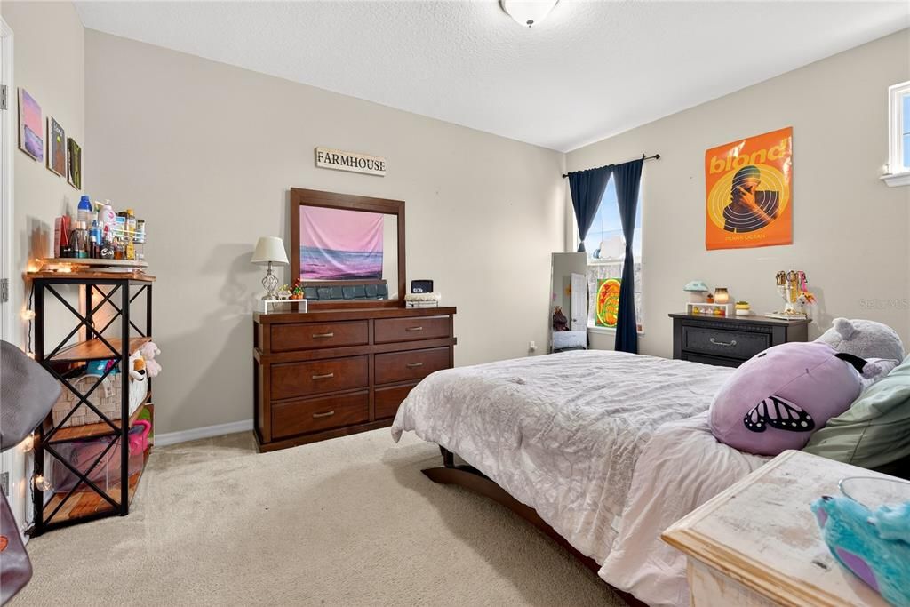 For Rent: $3,800 (6 beds, 4 baths, 4247 Square Feet)