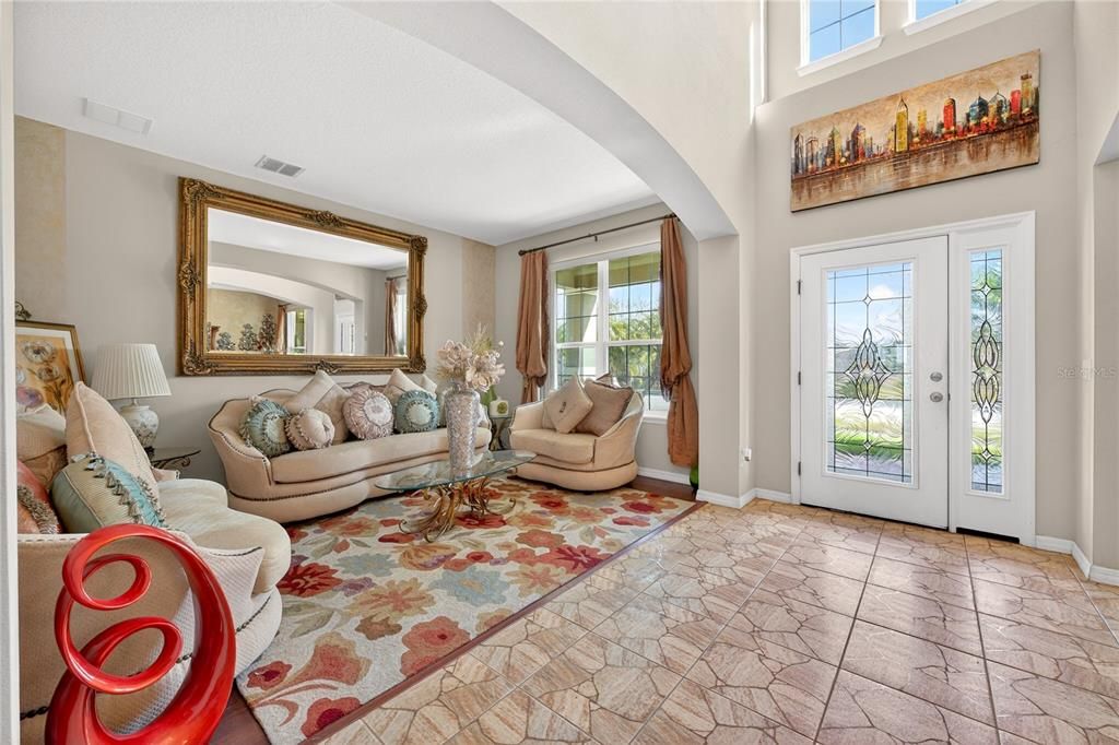 For Rent: $3,800 (6 beds, 4 baths, 4247 Square Feet)