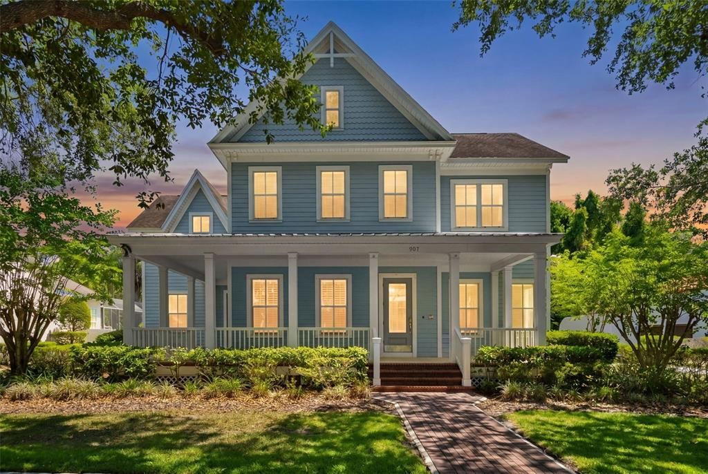 For Sale: $1,999,999 (5 beds, 4 baths, 4440 Square Feet)