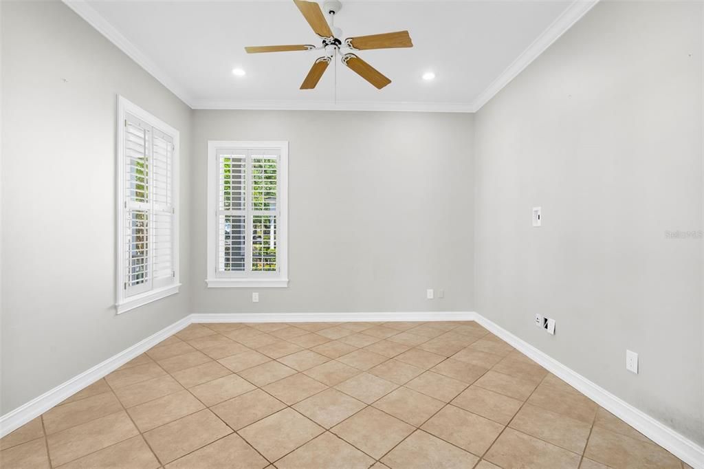 For Sale: $1,999,999 (5 beds, 4 baths, 4440 Square Feet)