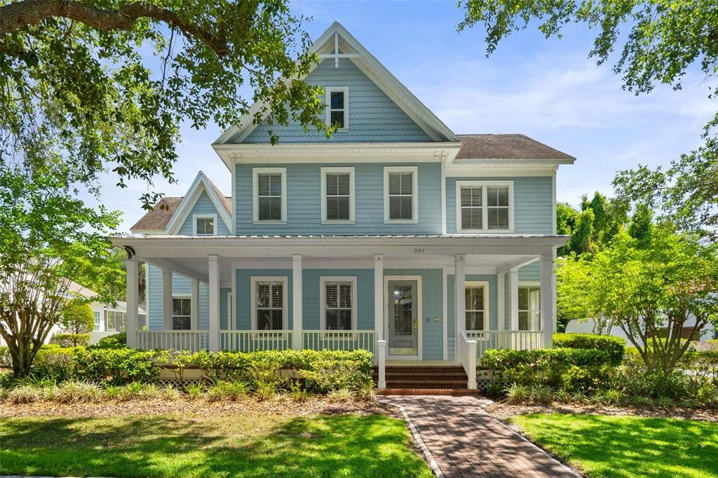 For Sale: $1,999,999 (5 beds, 4 baths, 4440 Square Feet)