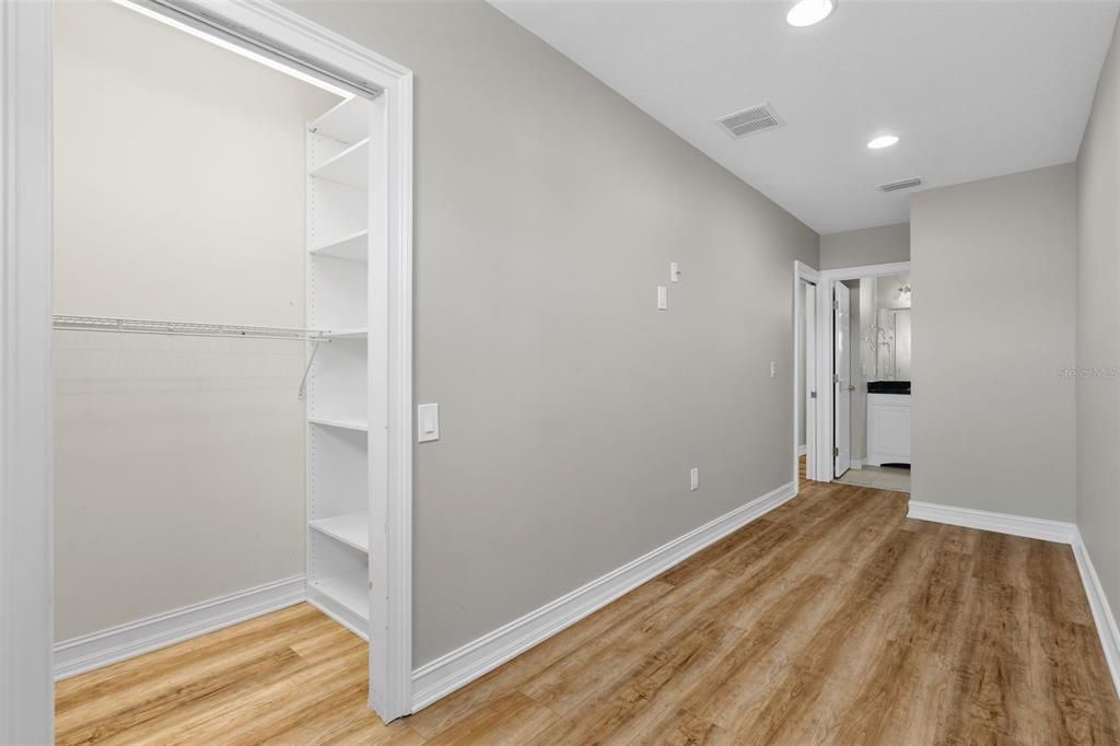 For Sale: $1,999,999 (5 beds, 4 baths, 4440 Square Feet)