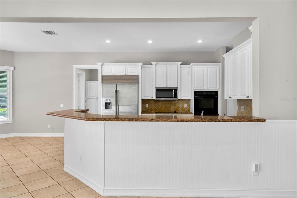 For Sale: $1,999,999 (5 beds, 4 baths, 4440 Square Feet)