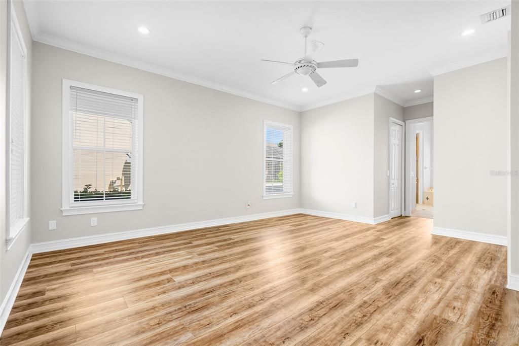 For Sale: $1,999,999 (5 beds, 4 baths, 4440 Square Feet)