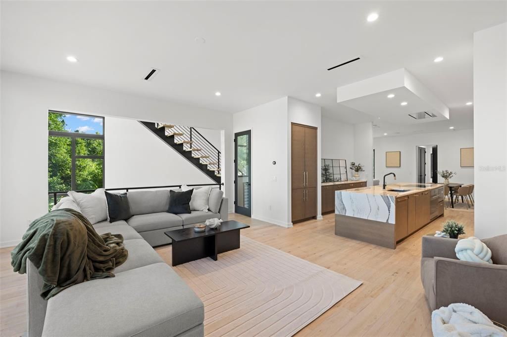 Active With Contract: $2,100,000 (4 beds, 4 baths, 4331 Square Feet)