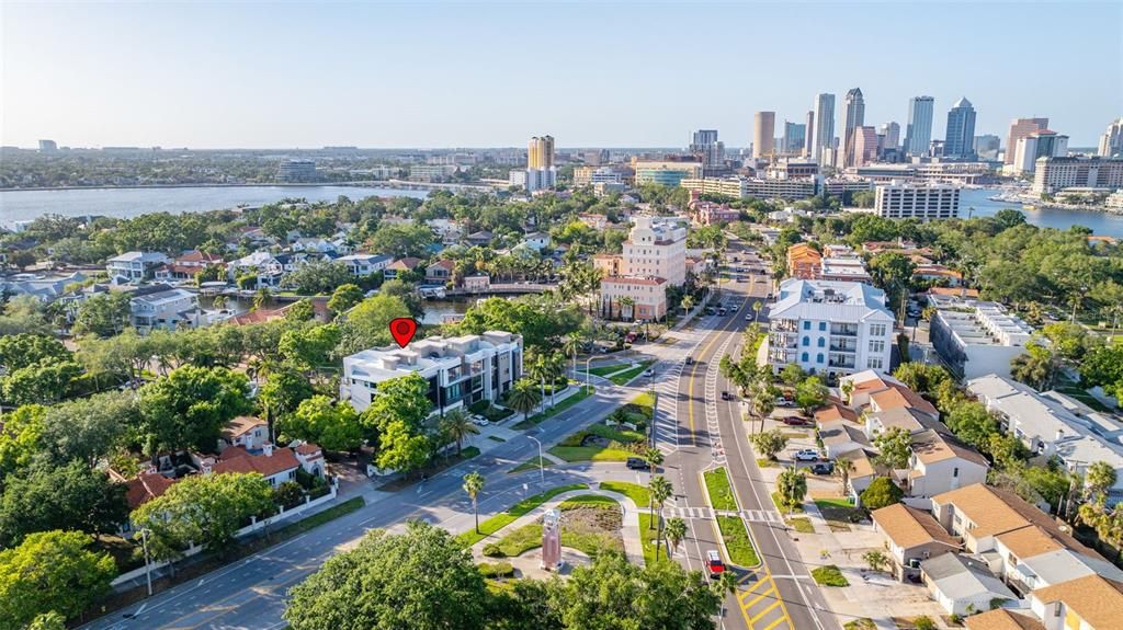 Active With Contract: $2,100,000 (4 beds, 4 baths, 4331 Square Feet)