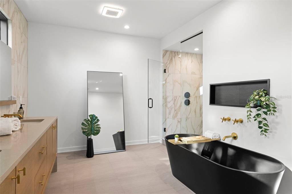 Active With Contract: $2,100,000 (4 beds, 4 baths, 4331 Square Feet)