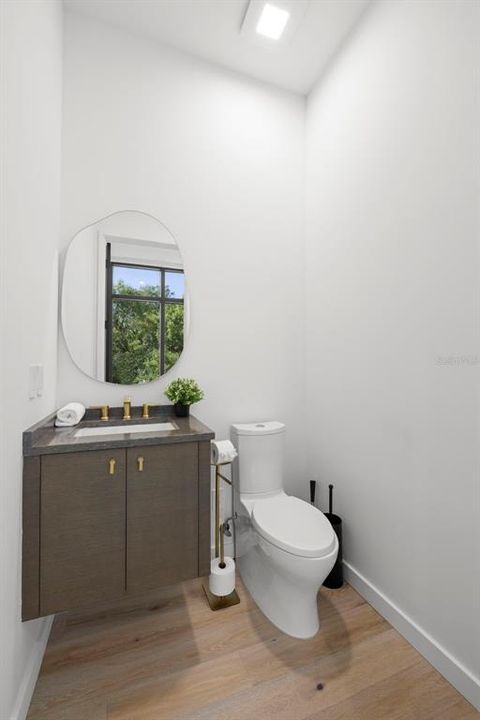 Active With Contract: $2,100,000 (4 beds, 4 baths, 4331 Square Feet)
