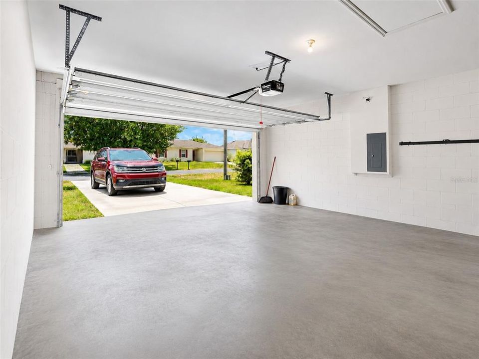 For Sale: $285,968 (3 beds, 2 baths, 1445 Square Feet)