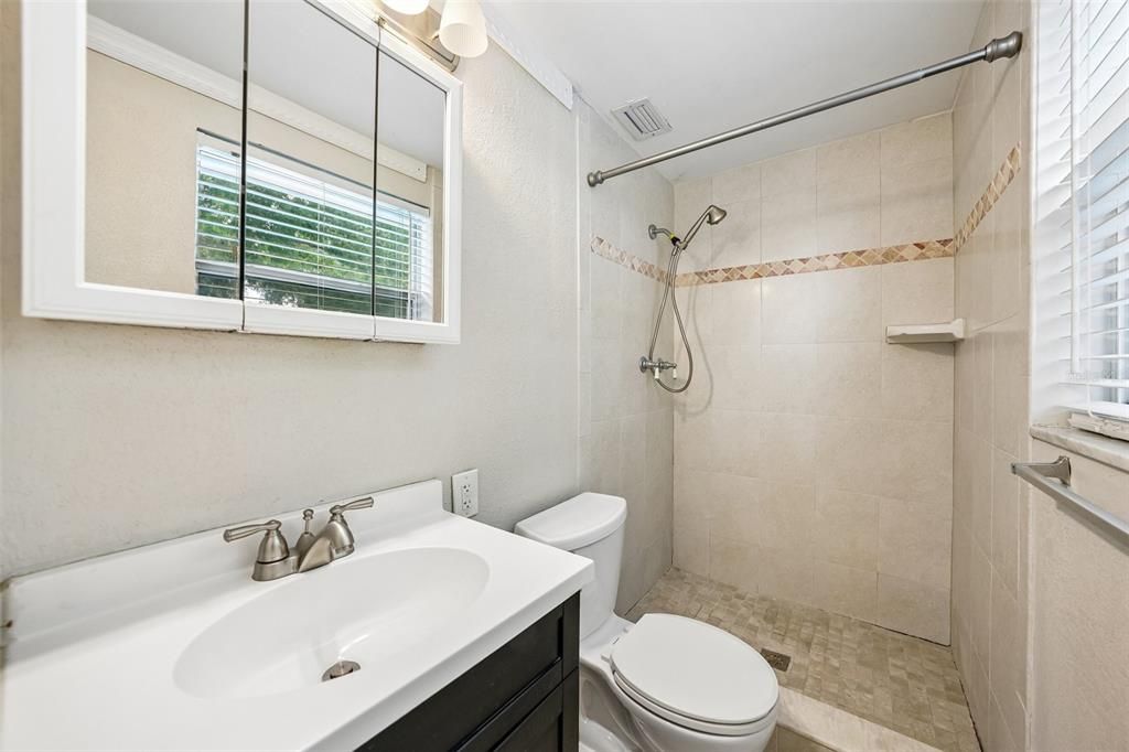 For Sale: $399,900 (3 beds, 2 baths, 1430 Square Feet)
