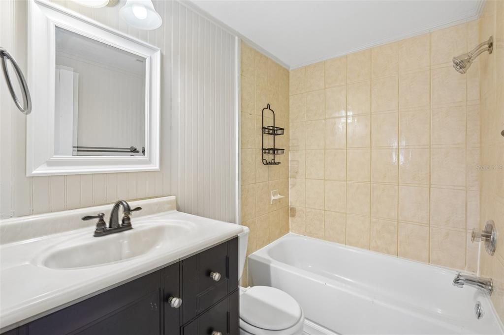 For Sale: $399,900 (3 beds, 2 baths, 1430 Square Feet)